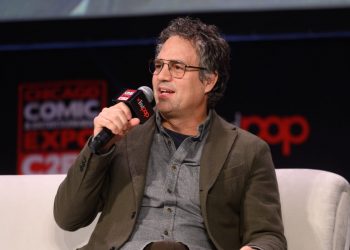 Bintang Film Avengers Desak Israel Dijatuhkan Sanksi untuk Bebaskan Palestina