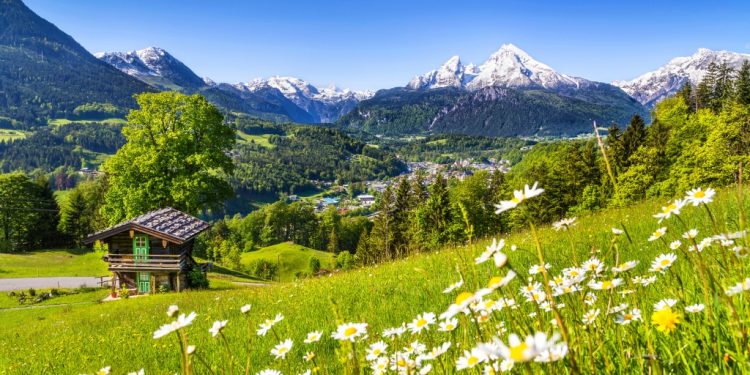 Bagaimana pun, Rumahku Tetap Surgaku (2)