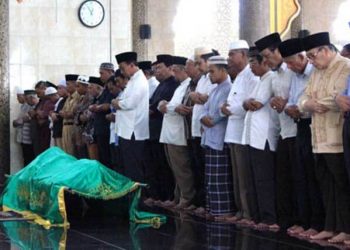 Inilah Adab Ta’ziyah (Belasungkawa) yang Diajarkan Nabi