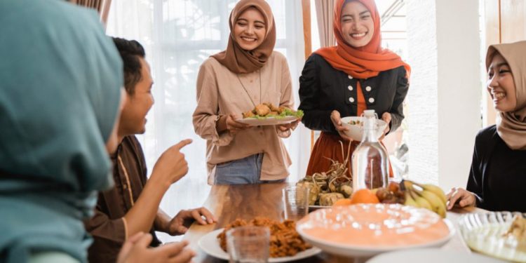 Empat Hal yang Patut Dihindari Saat Silaturahim