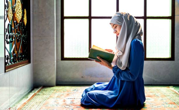 Makna Hadis tentang Belajar dan Mengajarkan Al-Qur’an