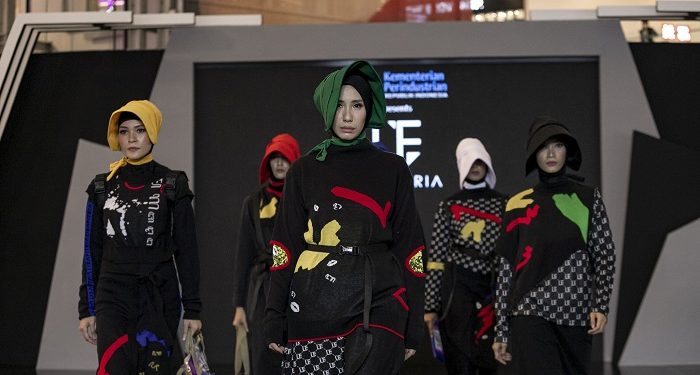 WHITE LIAR (Vol.02), Koleksi Lisa Fitria di MUFFEST 2021