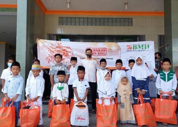 BMH Gelar Belanja Bareng Anak Yatim-Dhuafa di Kudus