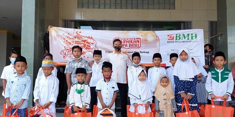 BMH Gelar Belanja Bareng Anak Yatim-Dhuafa di Kudus