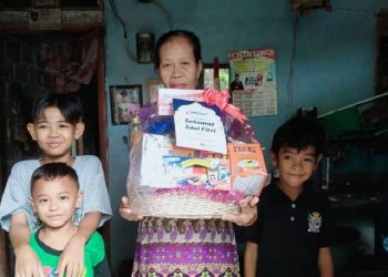 Sambut Hari Raya, LAZ Al Azhar Gandeng Adhimix Bagikan Parcel Lebaran Untuk Keluarga Duafa