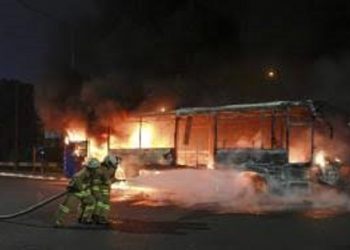 Bus yang Terbakar Bukan Transjakarta