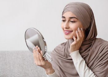 Latihan Senam Wajah Untuk Pancarkan Kulit Bercahaya