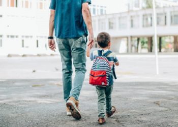 Mendidik Anak Berdasarkan Usia Harus Berdalih