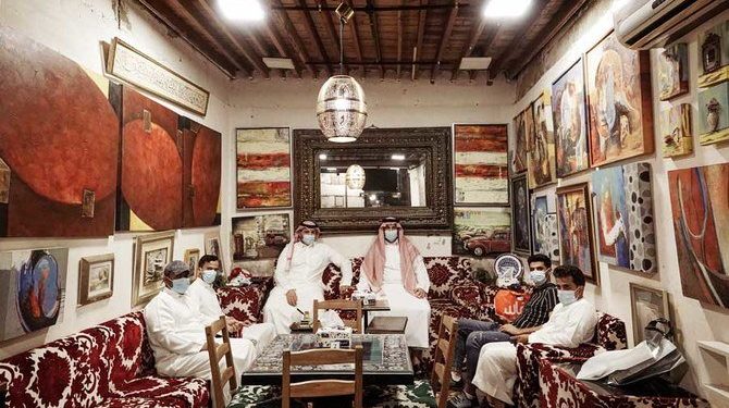 Minum Secangkir Kopi di Al-Balad Jeddah yang Bersejarah