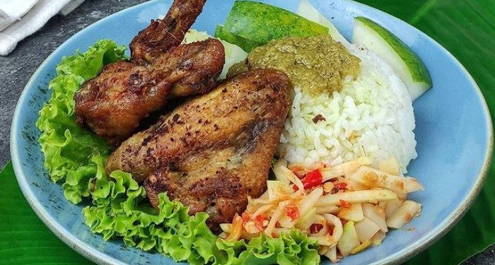 Ide Menu Hari Ini: Ayam Bumbu Bebek