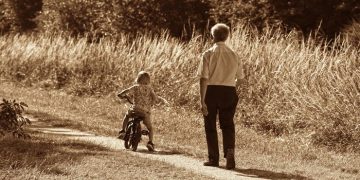 Bukan Negeri tanpa Ayah (3)