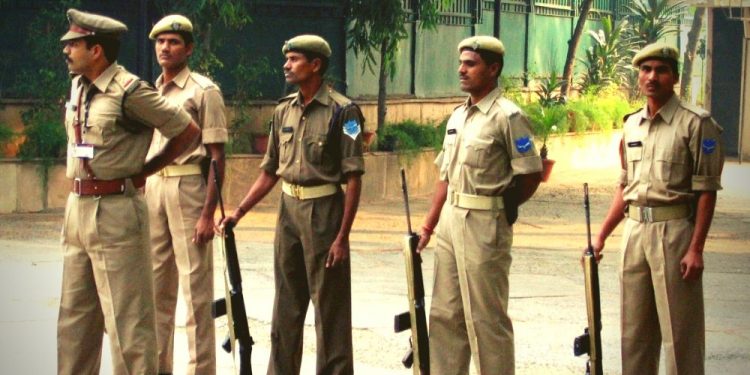 Pria Muslim di India Ditangkap karena Mengimbau di Sosmed untuk Kibarkan Bendera Palestina