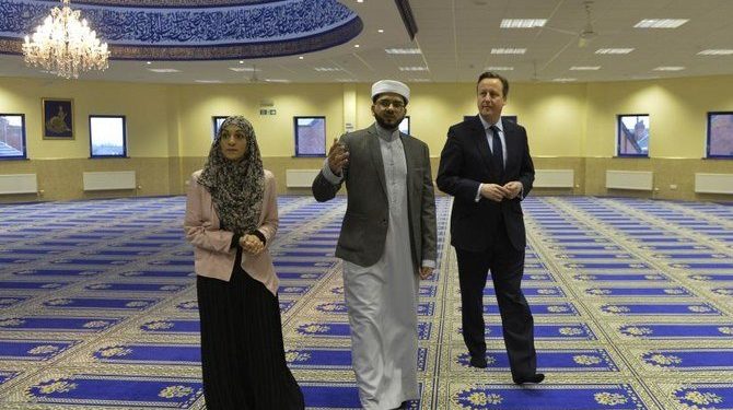 Imam di Inggris Peringatkan untuk Tetap Jaga Prokes Selama Idul Fitri