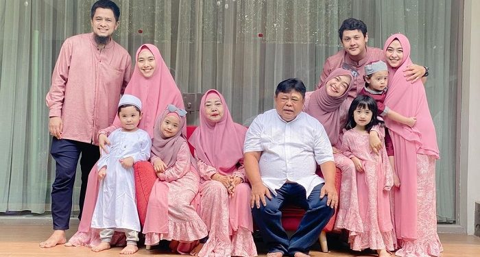 Oki Setiana Dewi Ungkap Kronologi Sang Ayah Meninggal Dunia