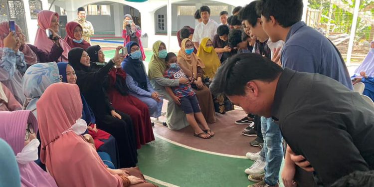 kebahagiaan itu