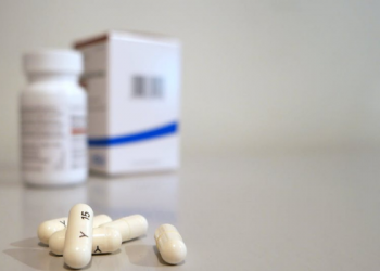 Oxford University Uji Coba Obat Cacing untuk Tangkal Covid-19