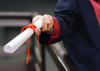 Syarat Mendapatkan Gelar Profesor Kehormatan