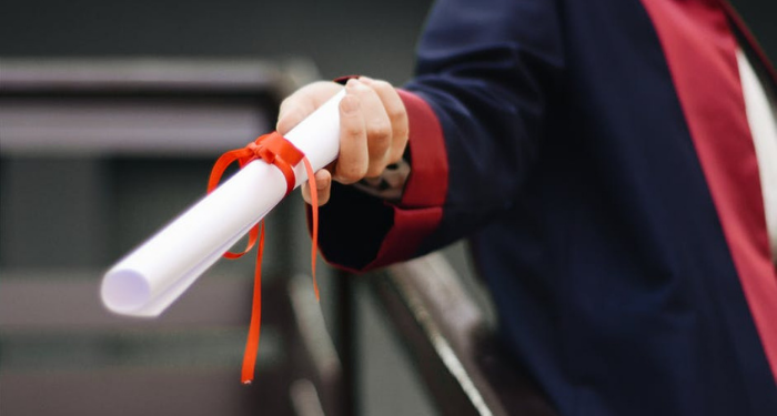 Syarat Mendapatkan Gelar Profesor Kehormatan