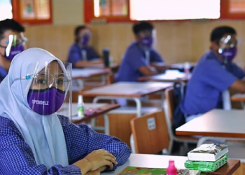Sekolah Tatap Muka di DKI Jakarta Dihentikan