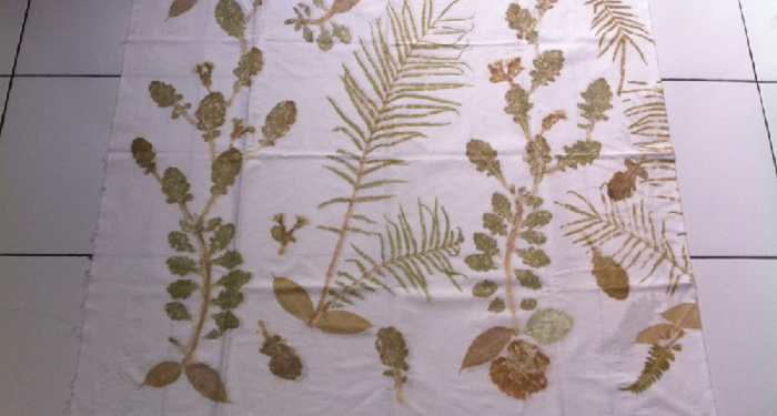 Membuat Hijab Ecoprint