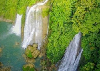 Pesona Indah Curug Cikaso Sukabumi