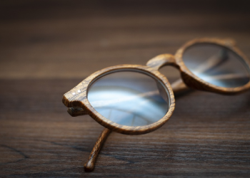 Memilih Kaca Mata Sesuai Bentuk Wajah