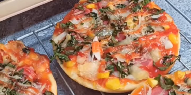 Resep Pizza Mini, Ide Sarapan Pagi Keluarga