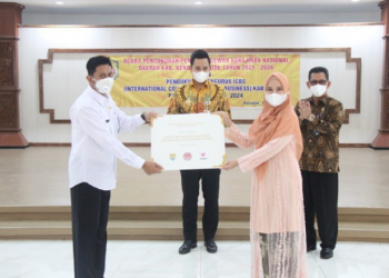 Chacha Frederica Kukuhkan Dekranasda Kendal