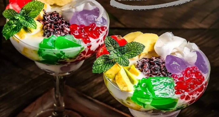 Segarkan Siang Hari dengan Es Goyobod khas Sunda