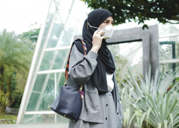 Inspirasi Casual Cardi Skirt ala Shireen Sungkar