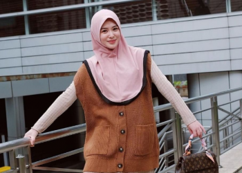 Inspirasi Korean Look ala Ayana Jihye Moon