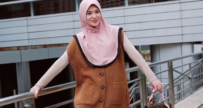 Inspirasi Korean Look ala Ayana Jihye Moon