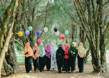 A Line dan Umbrella, Model Cutting Favorit Muslimah