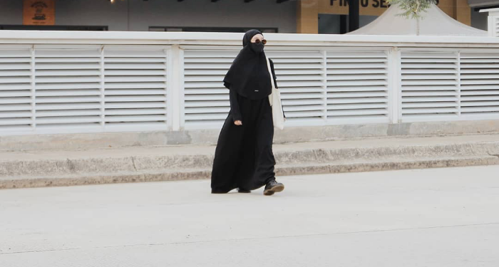 Mengenal Minimalis Fashion bagi Hijabi