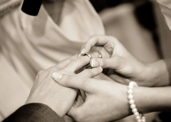 Menuntut Ilmu Sebelum Menikah (2)