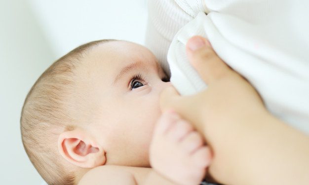 8 Tips agar Produksi ASI Lancar dan Melimpah