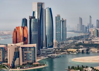 Abu Dhabi: Hanya yang Sudah Divaksinasi Covid-19 Boleh Masuki Area Publik