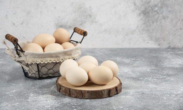 5 Bahan Alami Hilangkan Bau Amis