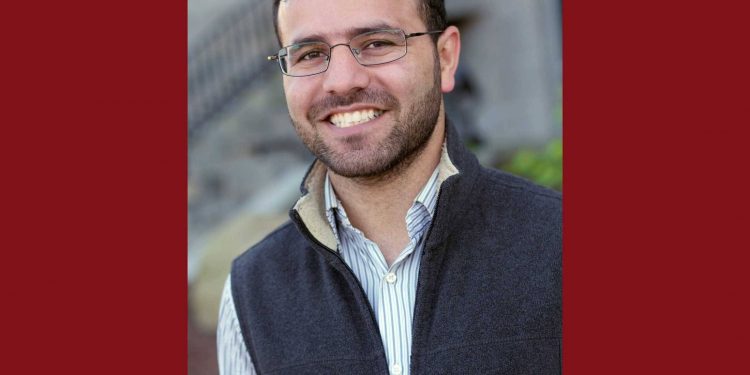 Colgate University Mengangkat Imam Muslim Pertama