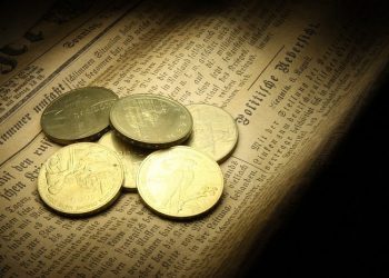 Hukum Mengambil Dana Sosial untuk Biaya Operasional