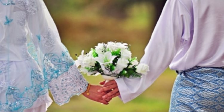 Arti Pernikahan bagi Dua Keluarga (2)