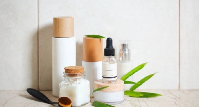 5 Rekomendasi Produk yang Aman untuk Eksfoliasi Kulit Kering