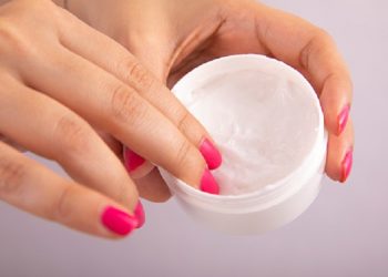 Terlihat Sama, Ini Perbedaan Body Lotion dan Body Butter