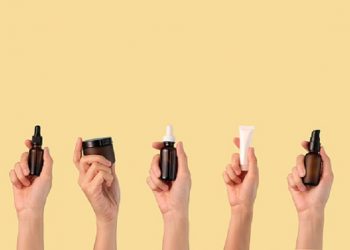 6 Kandungan Skincare Ampuh Atasi Komedo