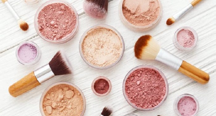 Ketahui Bahaya di Balik Make Up Share in Jar