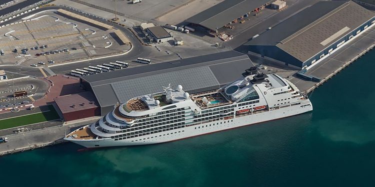 Kapal Pesiar akan Kembali Berlayar di Abu Dhabi Pasca Lockdown Corona