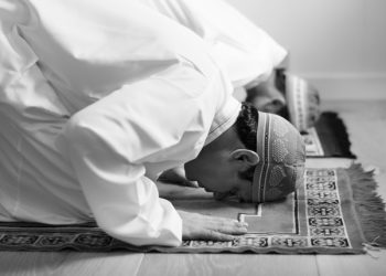 Keutamaan Sholat Sunnah Sebelum Sesudah Zuhur