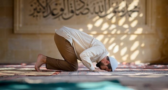 Ustaz Jelaskan Momen-Momen Utama untuk Berdoa pada Waktu Shalat