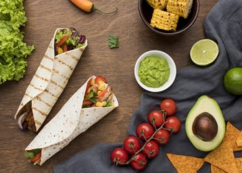 Cara Membuat Kebab dengan Kulit Tortila Homemade