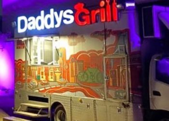 Truk Makanan di Saudi Temukan Resep Sukses di Tengah Pandemi